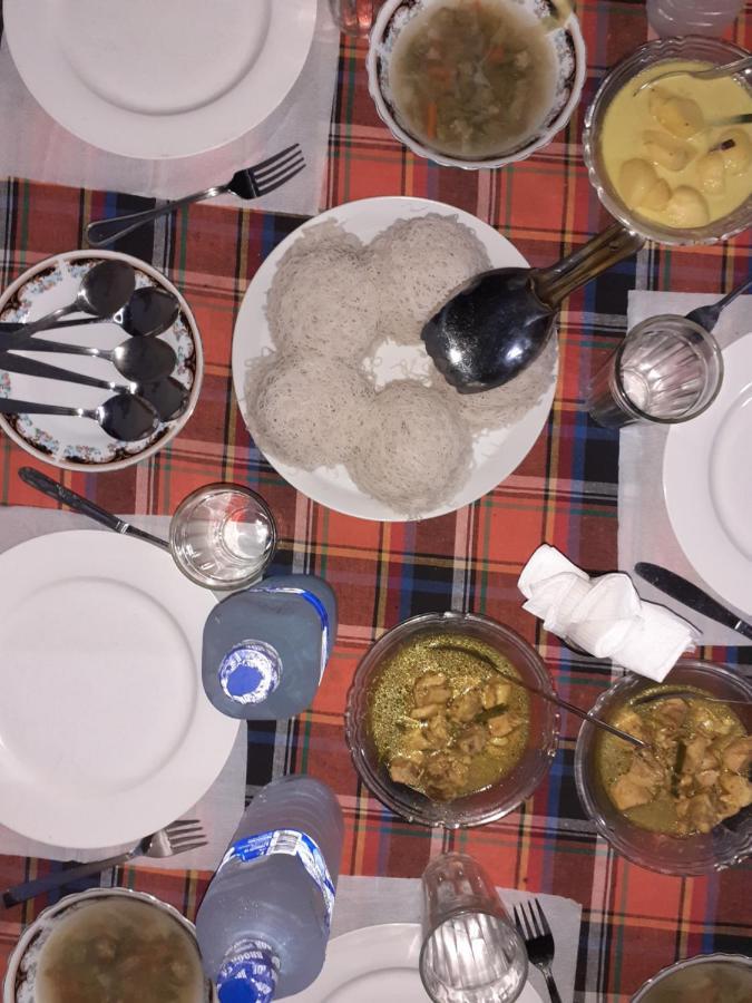 הבאראנה Sanjana Home Stay מראה חיצוני תמונה